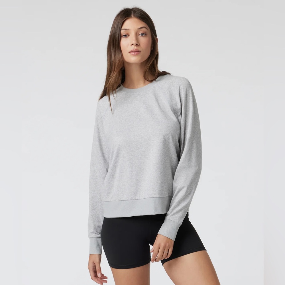 Vuori Light Gray Women's Sweatshirt